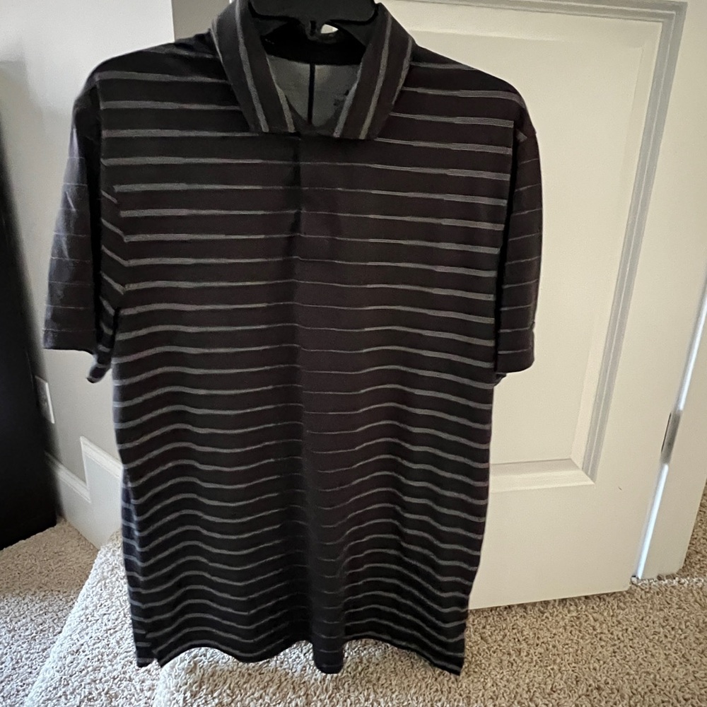 Men's Medium Black Nike Dri-Fit Polo Shirt